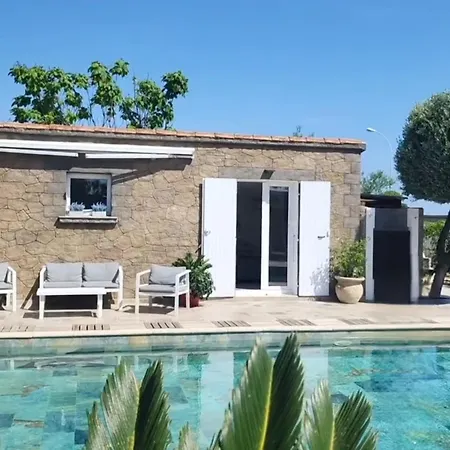 La De La Marana 3*